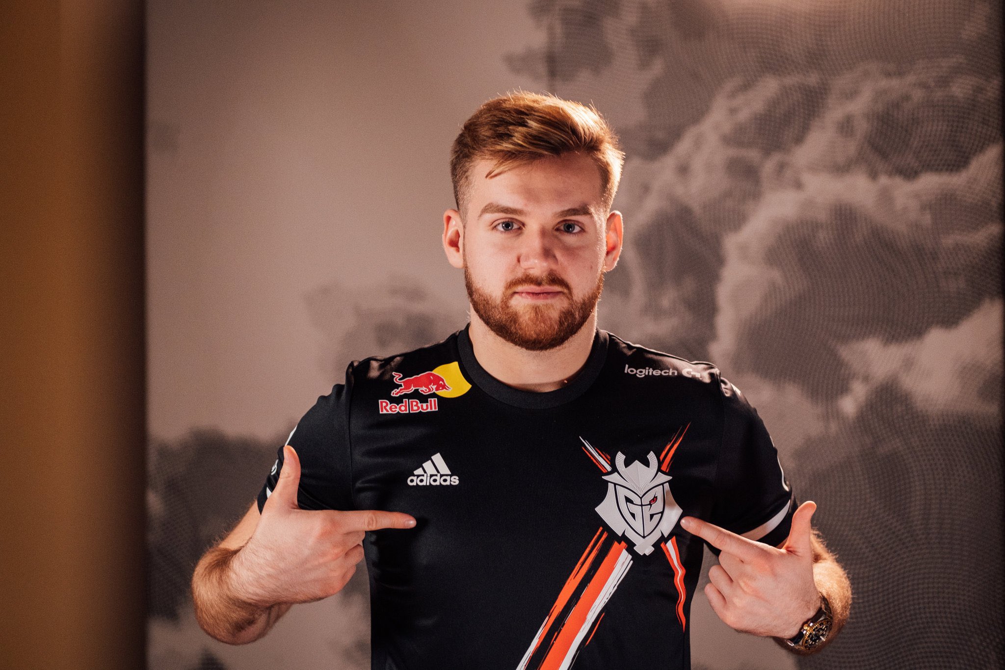 要价自然更 要价自然更